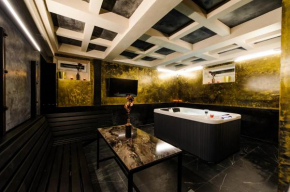 Apartments in Kaunas city centre with Jacuzzi bath